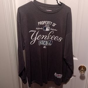 Yankees long sleeve shirt